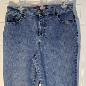 Gloria Vanderbilt Classic Blue Straight Leg Jeans